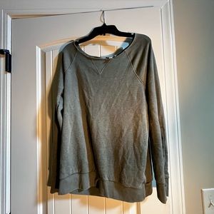 🐥American Eagle Sweatshirt